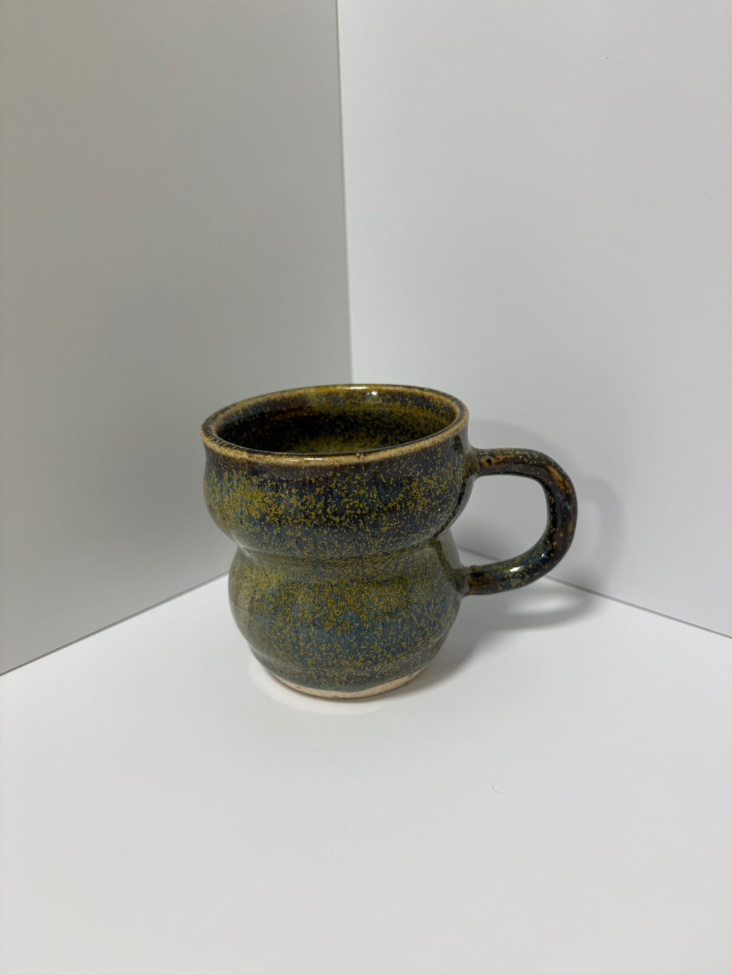 Curvy Mug