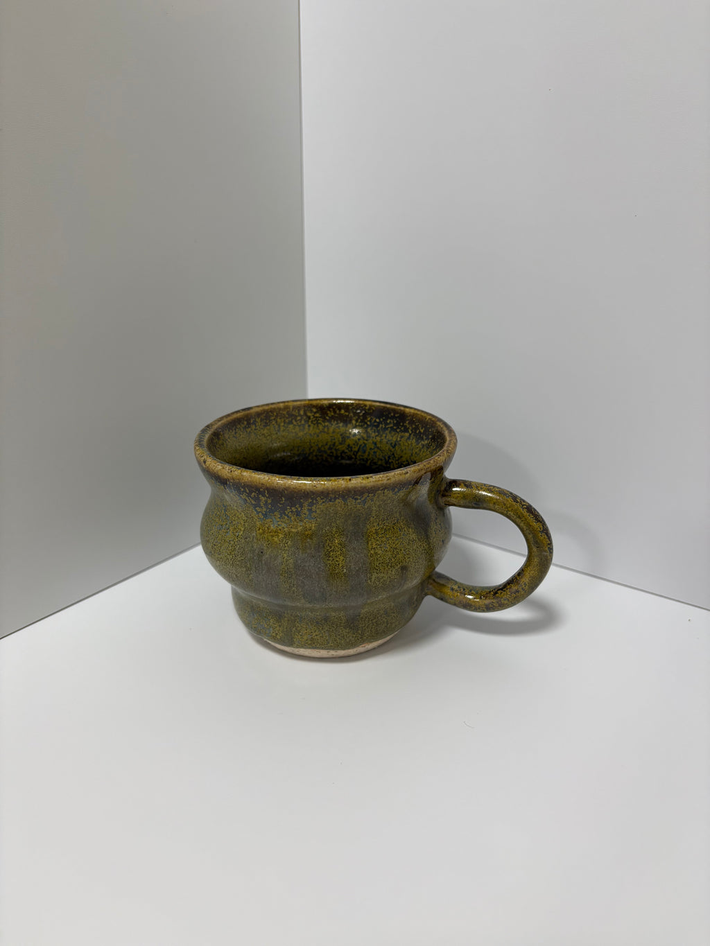Curvy Mug