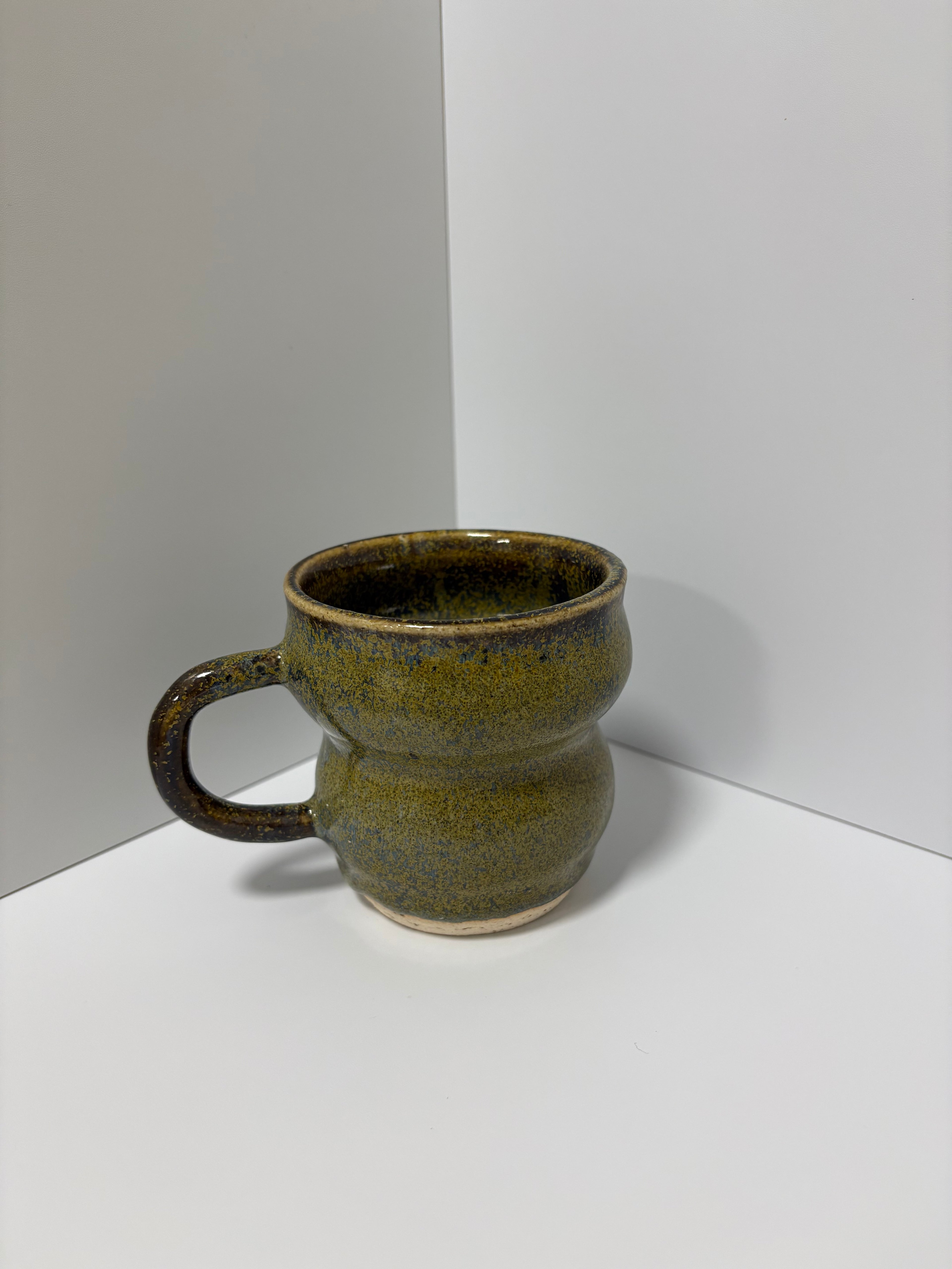 Curvy Mug